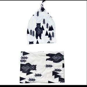 Swaddle set with hat